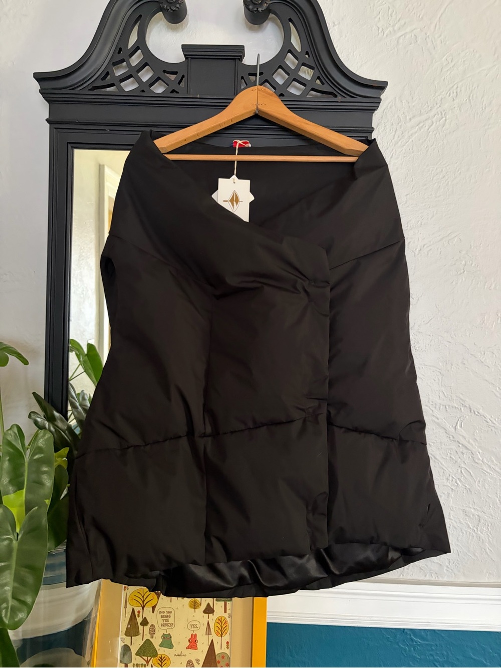 Puffer Vest with wide collar